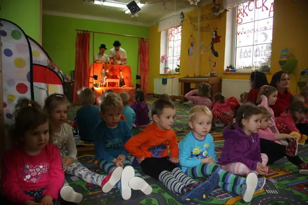Divadlo Máma a táta — Dlouhý, Široký a Bystrozraký — fotka 6