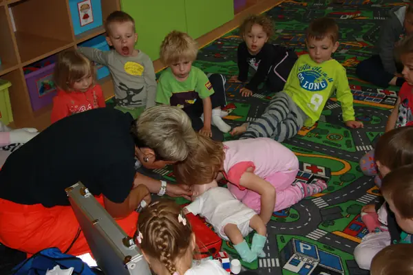 První pomoc u dětí — školení pro děti — fotka 11